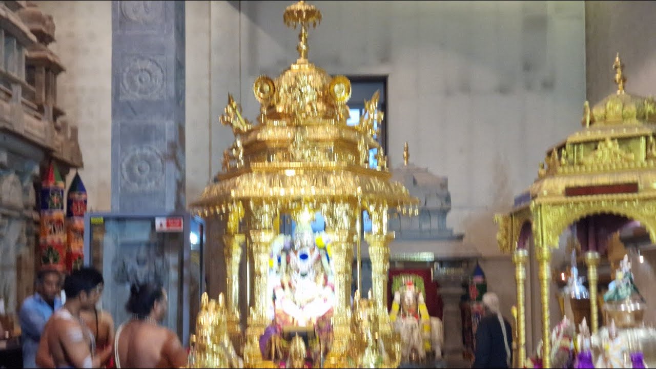 HIGHLIGHTS  London Sri Mahalakshmi Temple Gayathree Devi Festival 2023 BakthiUK
