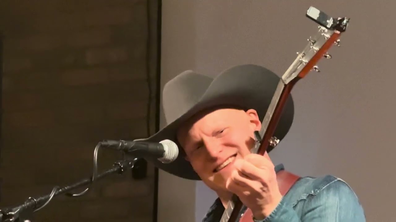 Maritza Soto - Cowboy Take Me Away with Owen Barnhart and Leanna Shannon