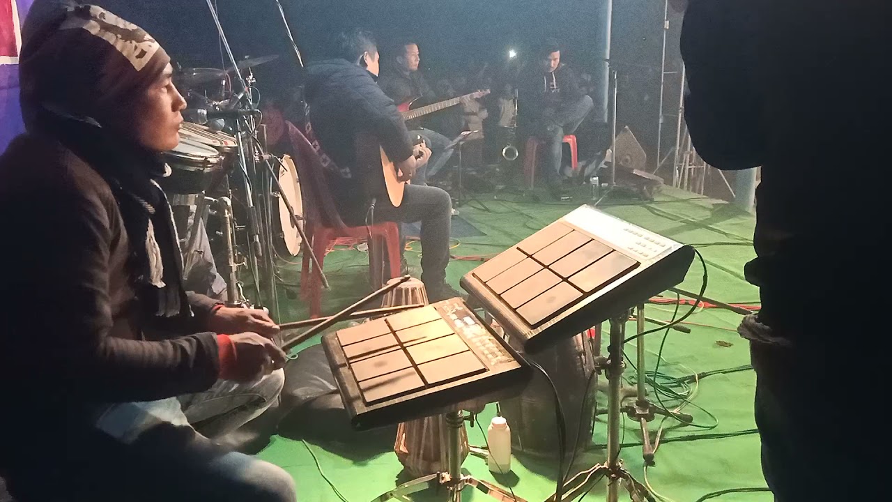 Mityeng shina AJ with Sintha Band