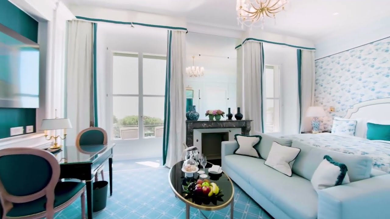 Deluxe Lake room 119 at Beau-Rivage Palace