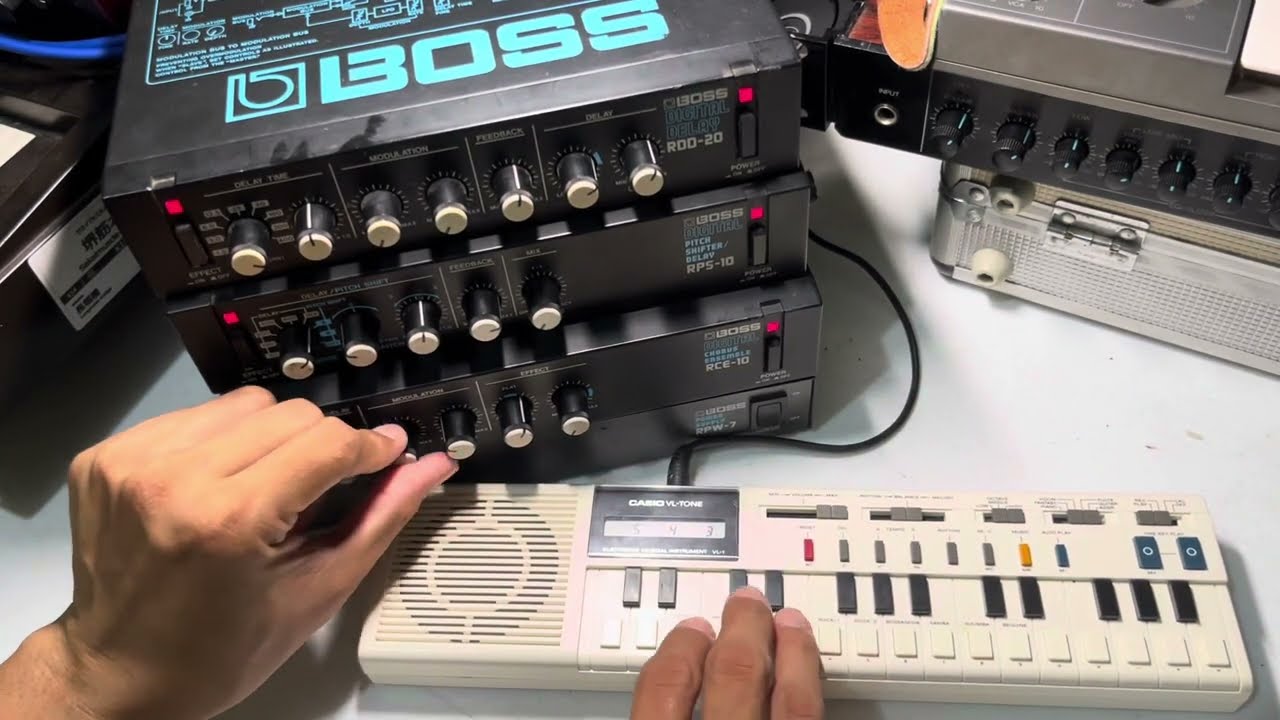 Casio VL-tone with Boss micro rack