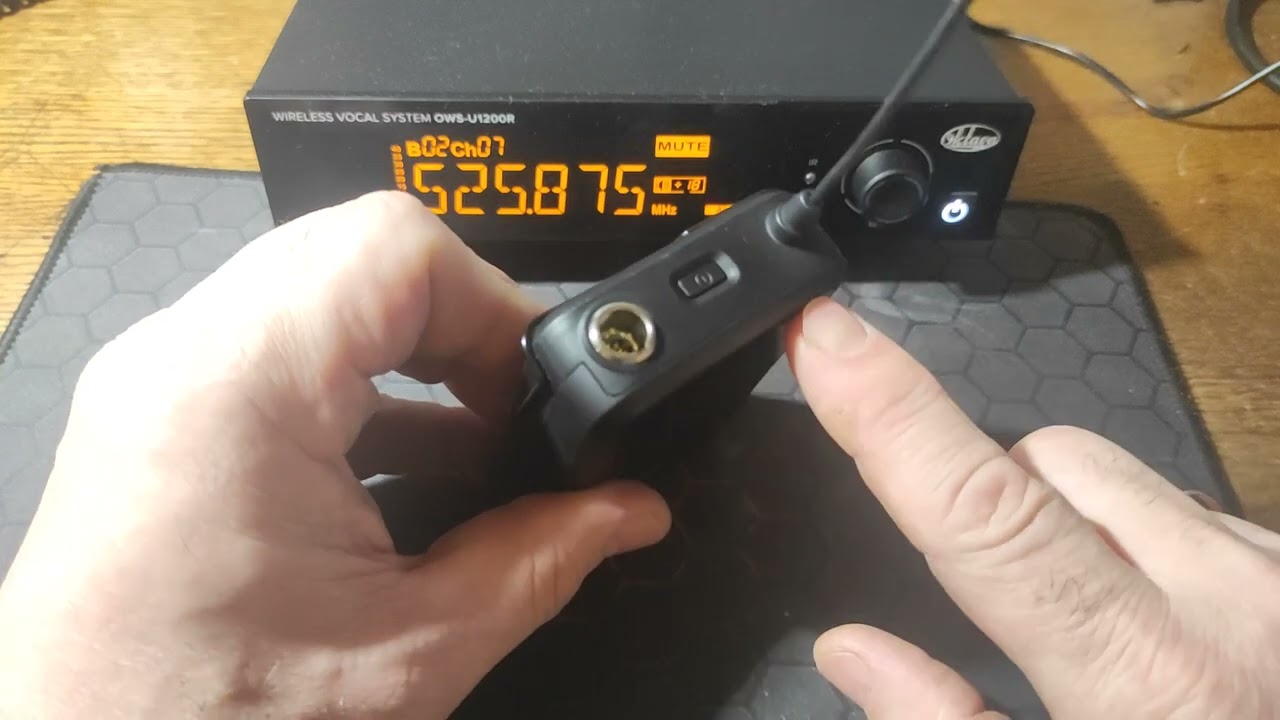 Бельтпак (поясной передатчик) OWS-U1200TB из комплекта радиосистемы Oktava OWS-U1200DL