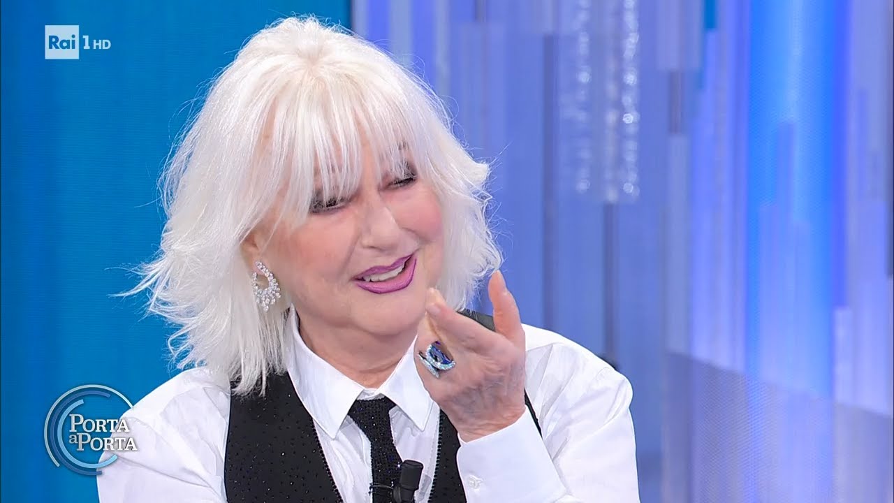 Loretta Goggi, le prime imitazione e l'incontro con Battisti  - Porta a porta 09/03/2023