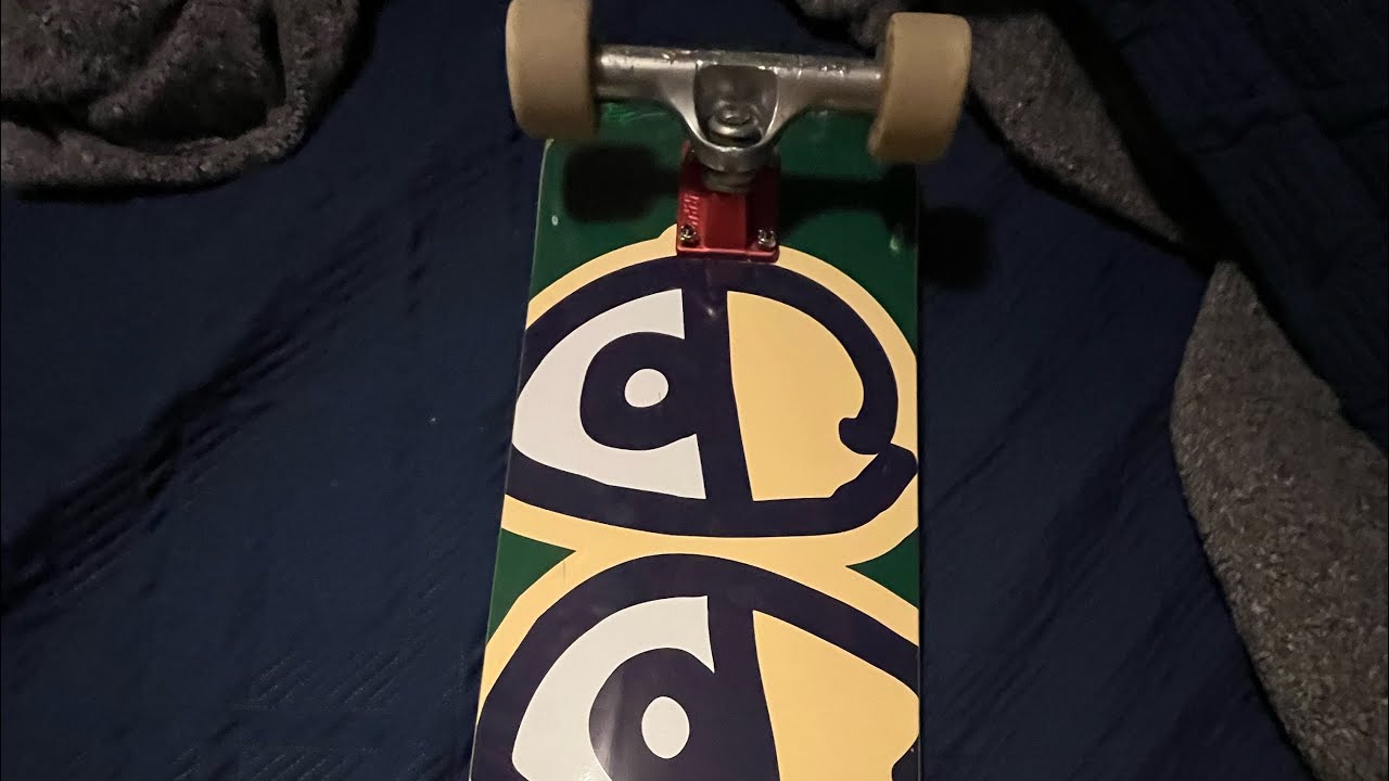 New krooked board setup 🌊🌊 #skateboarding #skateboardvibes #likeandsubscribe #skateboard #skate #sk8