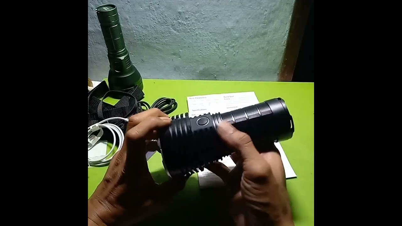 Haikelite HK05 sfn60 30.000lumens VS Mateminco PD90s sfh55 9300lumens