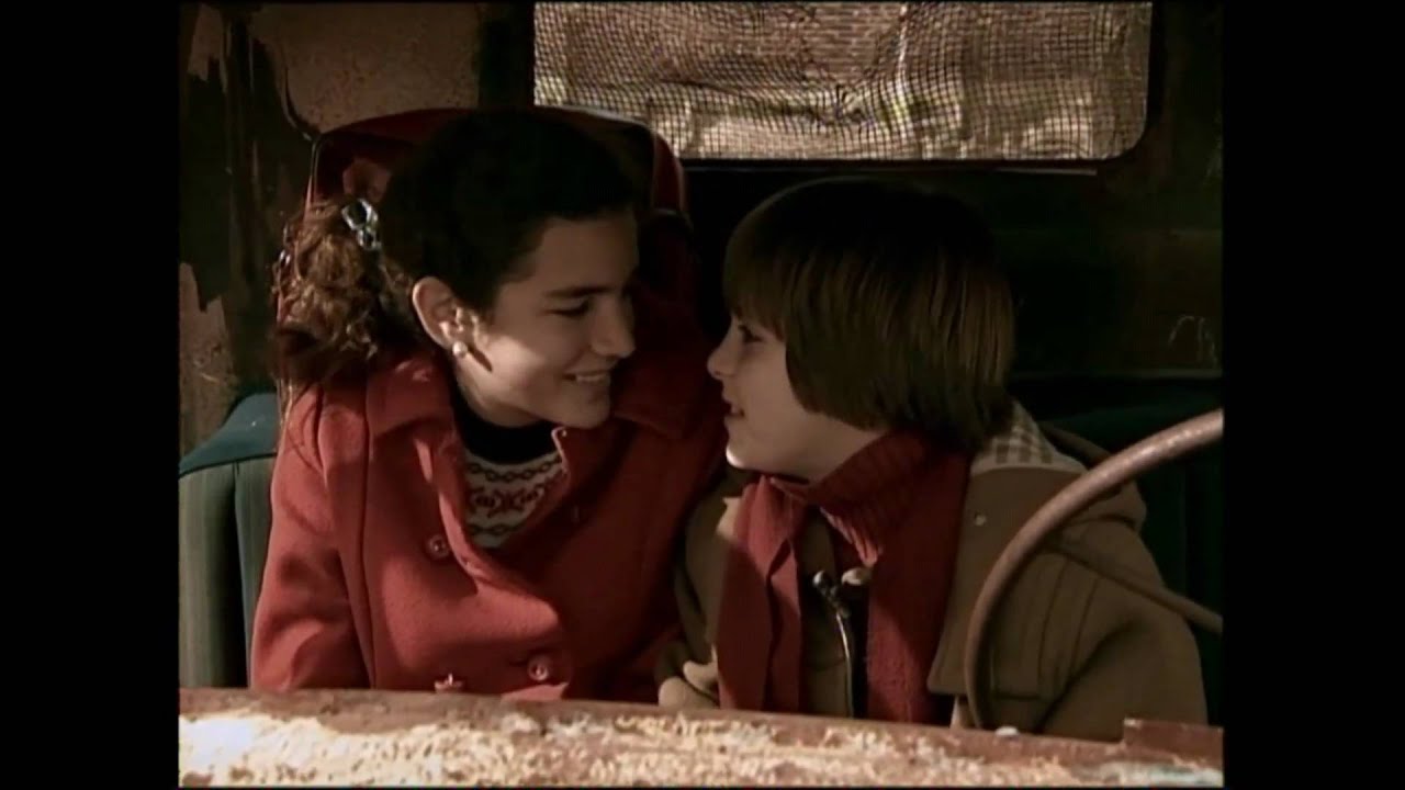 Los guantazos del amor (Cuéntame como pasó).mp4