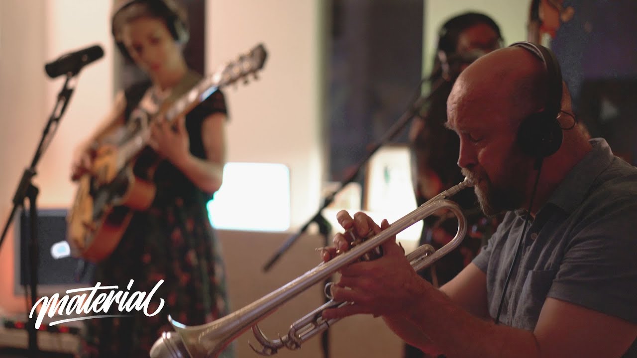 Amanda Brown & The Common Ears - Diga Diga Doo | Material Studios Live in Liverpool