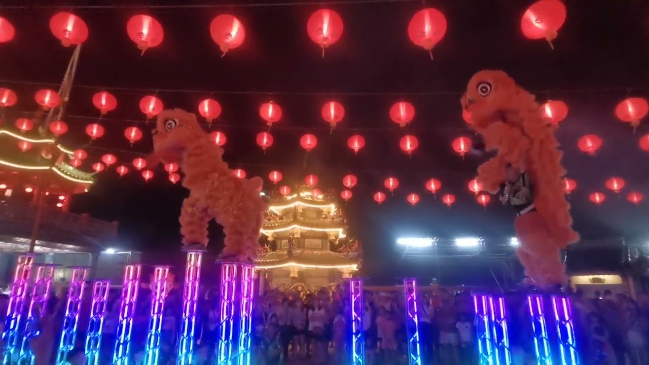 除夕夜-雪州加影忠威龍狮團 Zhong Wai Double Acrobatic Lion Dance