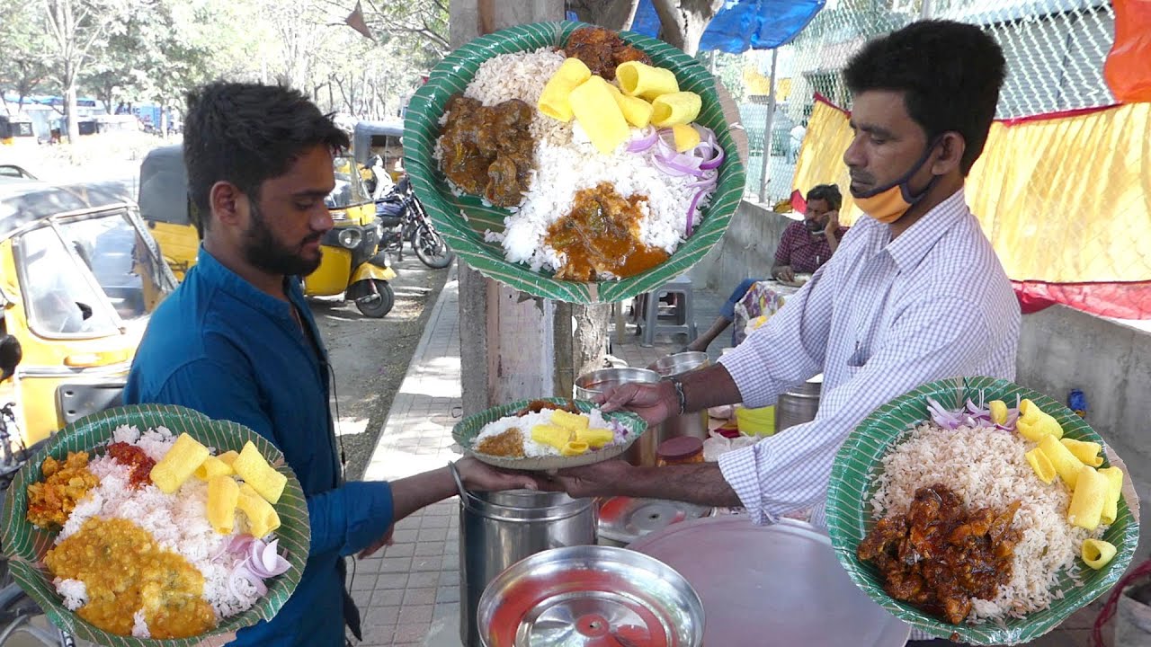 Hard Working Family Selling Delicious Roadside Unlimited Meals | Street Dine