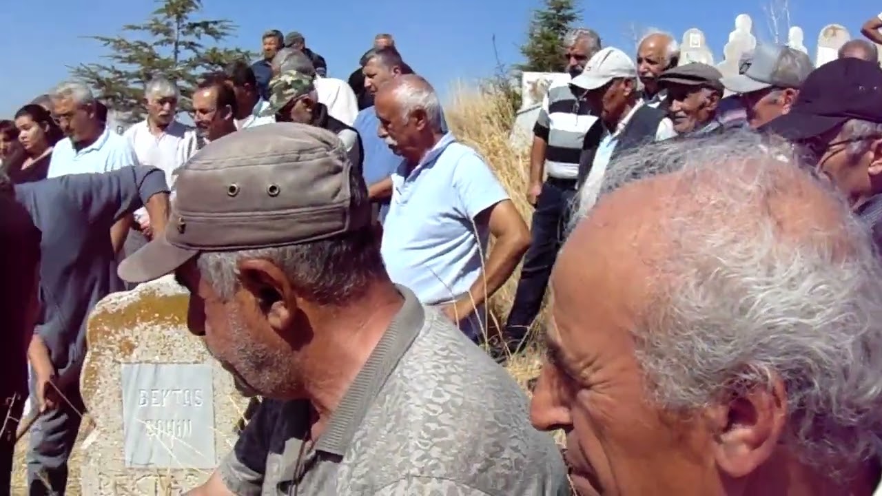 Mahmut Şahin Deyişlerle Sırlama Erkânı. Saraç Köyü.