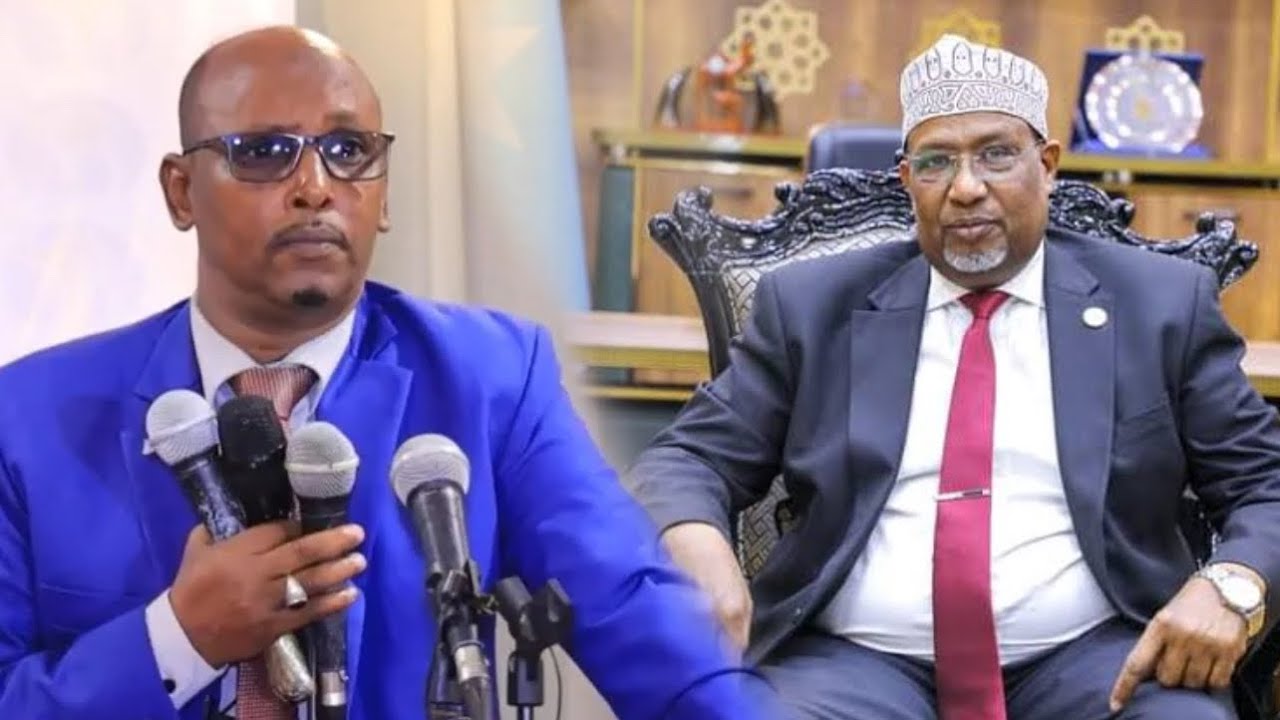 Xil Jeesow” Gudoomiye Aadan Madoobow adigaa masuul ka noqon wixii beri ka dhaco Baarlamaanka ”.