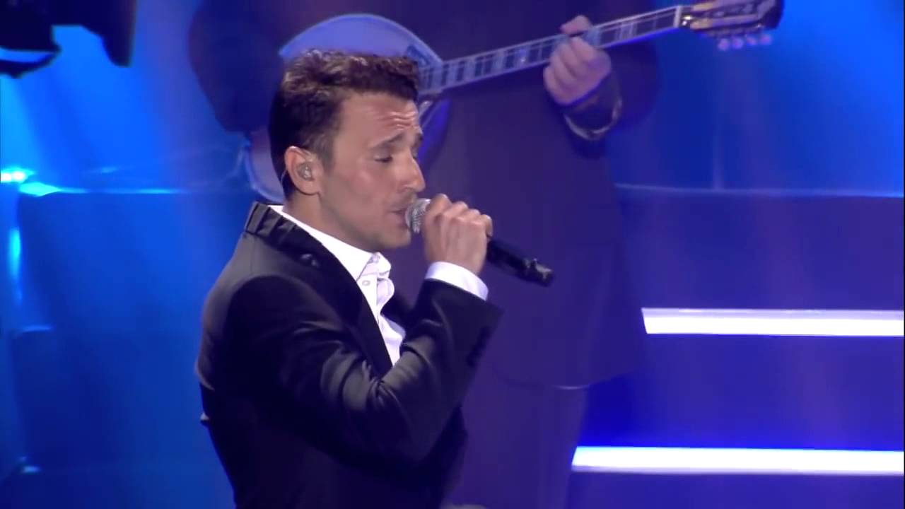 Νίκος Βέρτης   Μη μου λέτε γι' αυτή & Sarit Hadad   Live