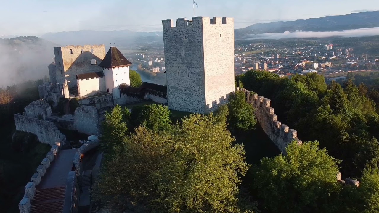 Stari grad Celje - vzhod/zahod