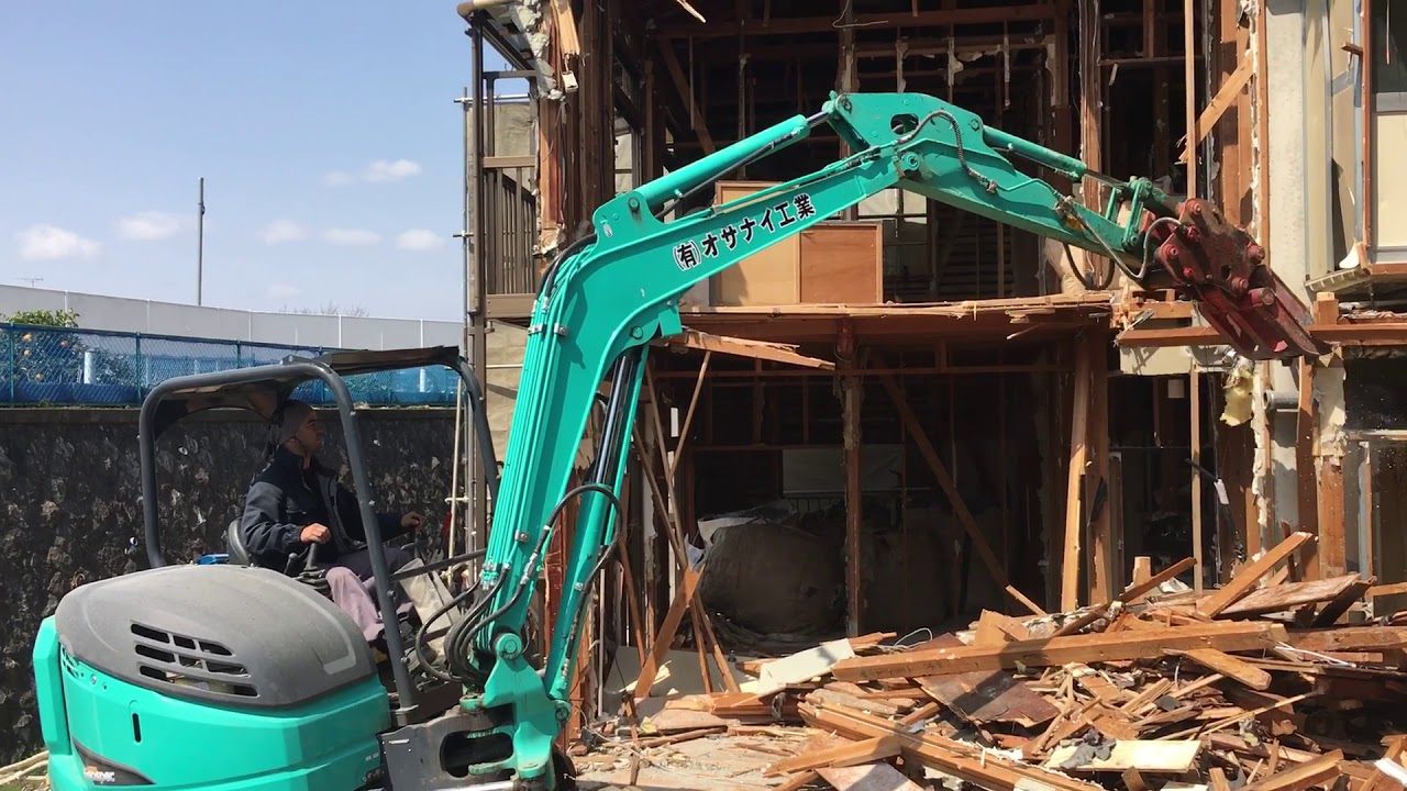 Demoli&ccedil;&atilde;o kaitai 住宅の解体