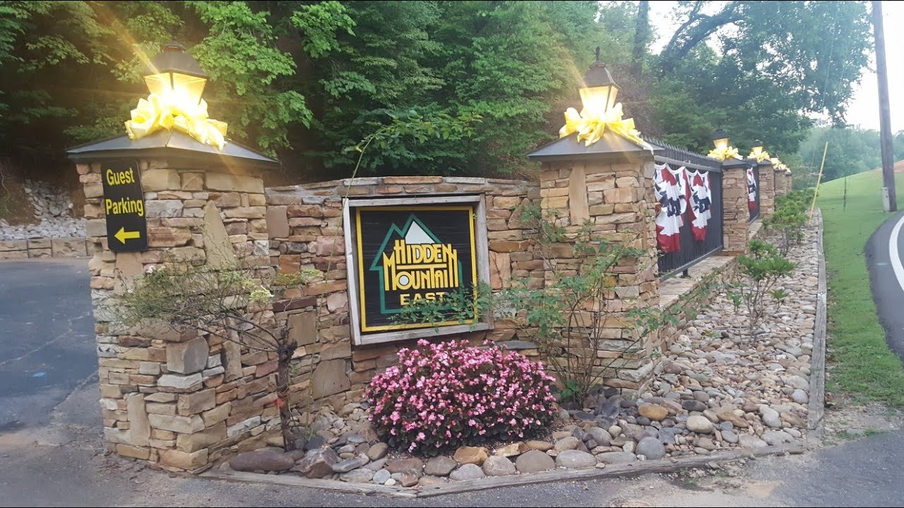 Sevierville, Tennessee(Hidden Mountain Resorts)  4045 Cabin