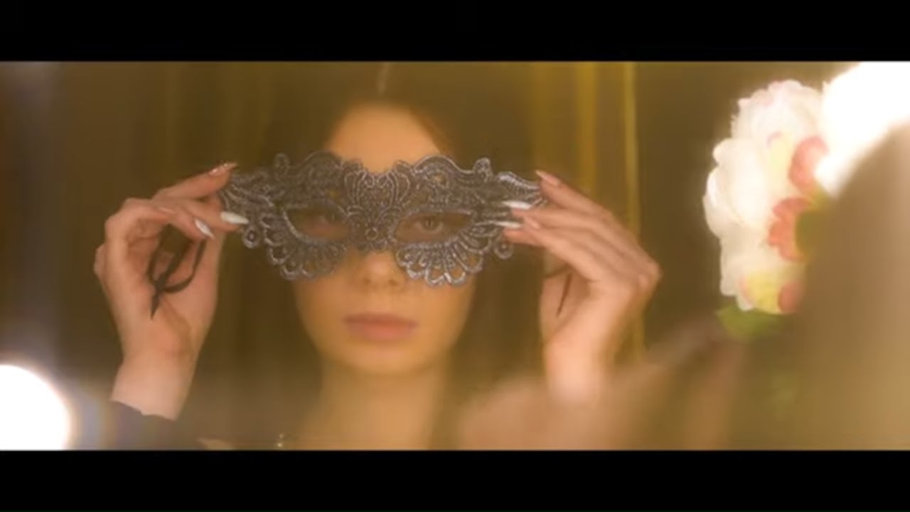 WPADA W UCHO - Miłość (Official Video)