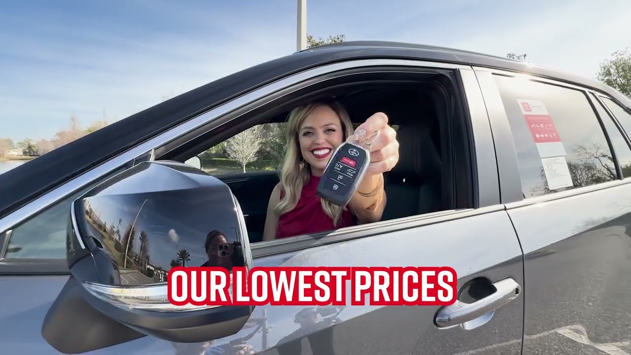 🌟🚗 Toyota of Clermont is bringing our best deals - get your DREAM Toyota now! 🌟🚗