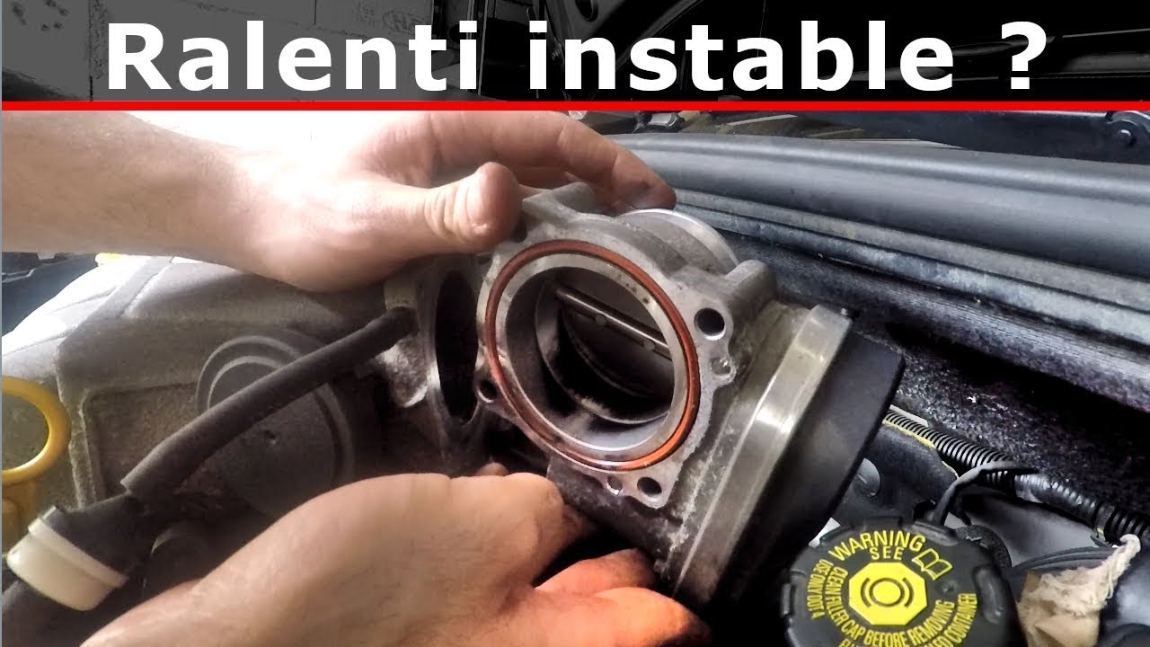 Clio 3 RS - Démontage et nettoyage du boitier papillon ! 🧼