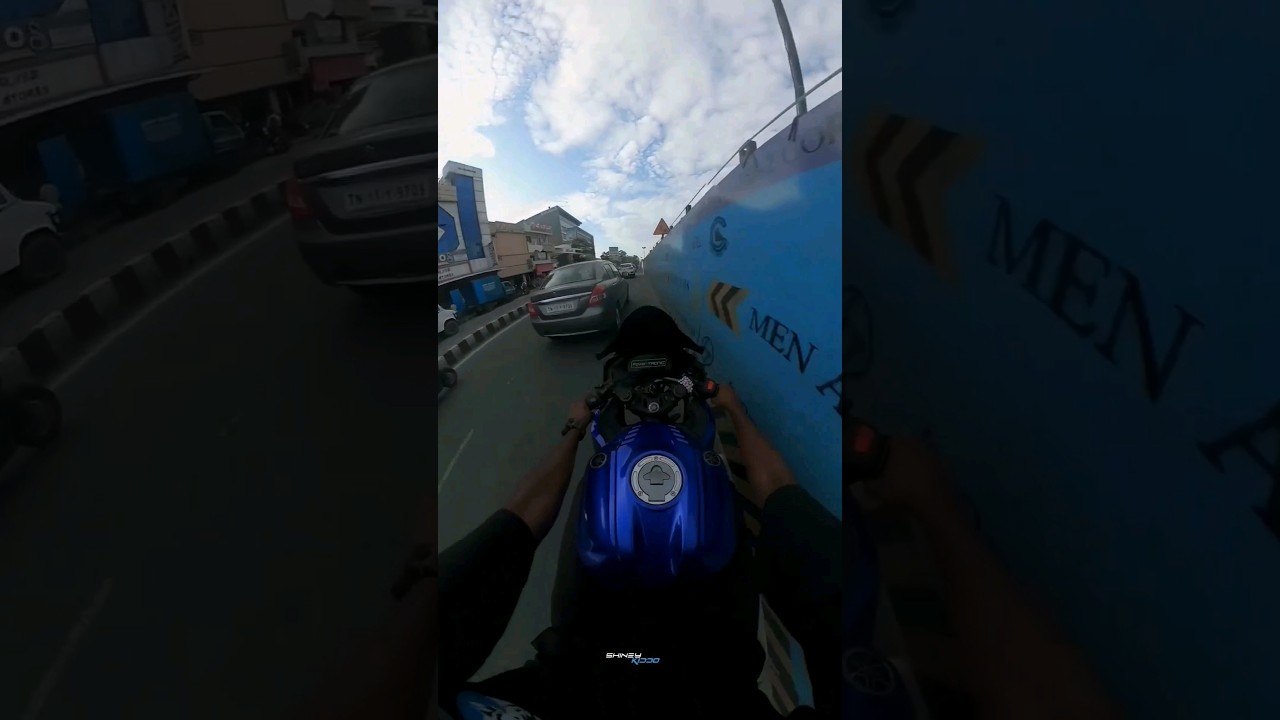 Hyper Ride🔥 on City road😱❤️&zwj;🩹 #shorts #youtubeshorts #bike