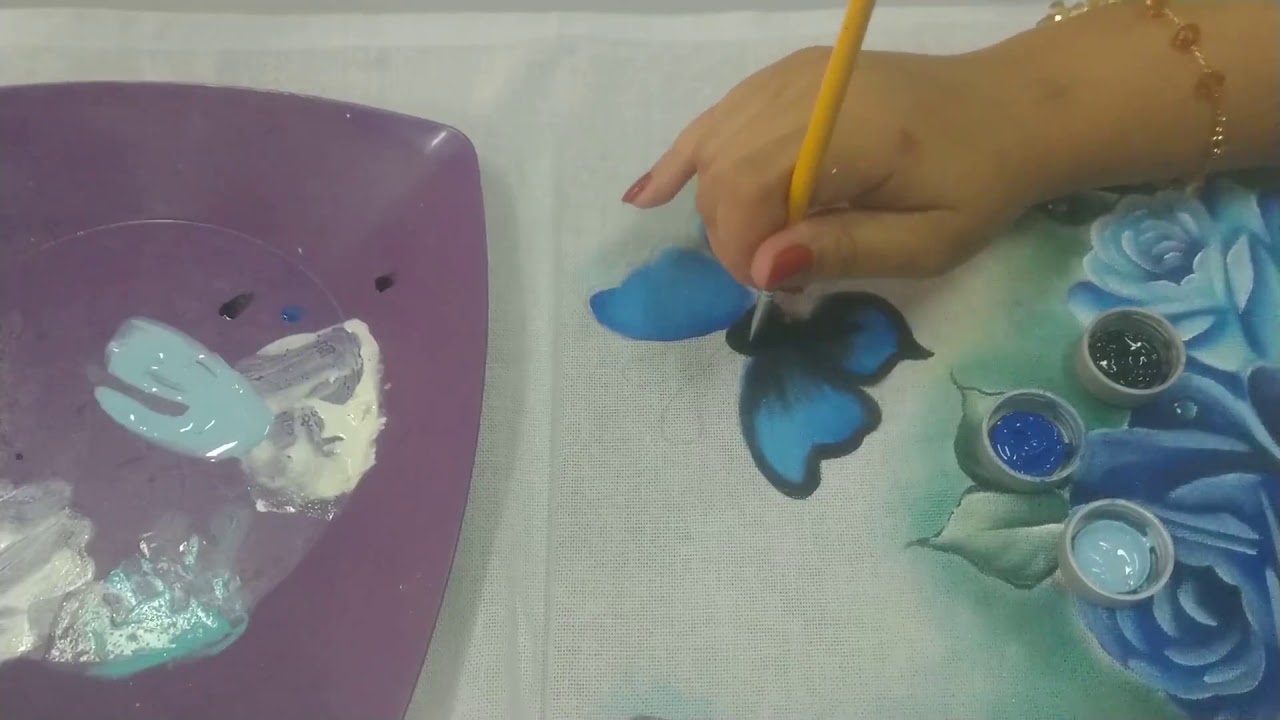 Pinturas em Tecido - Borboleta azul #parte2