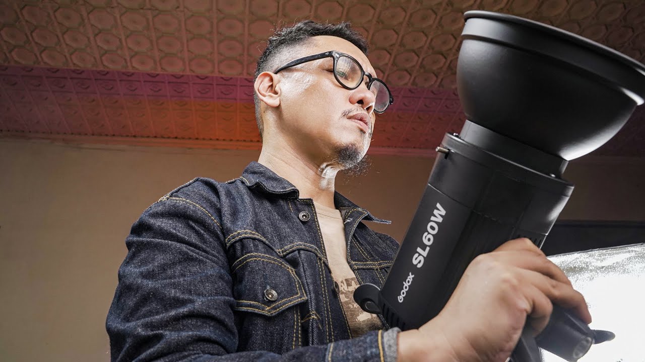 NYESEL BELI GODOX SL60W ! ⎮REVIEW LAMPU VIDEO PROFESIONAL MURAH UNTUK YOUTUBER ( ENG SUBS )