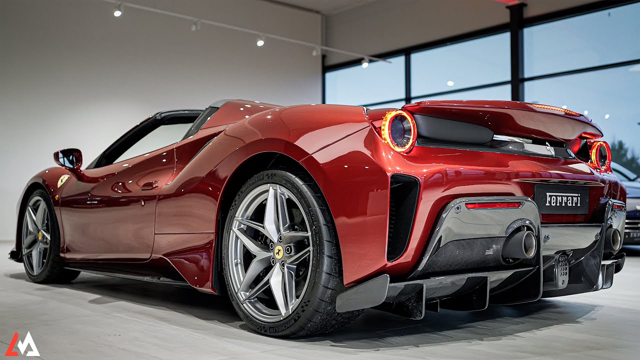 2022 Ferrari 488 Pista Spider - Sound, interior and exterior in detail