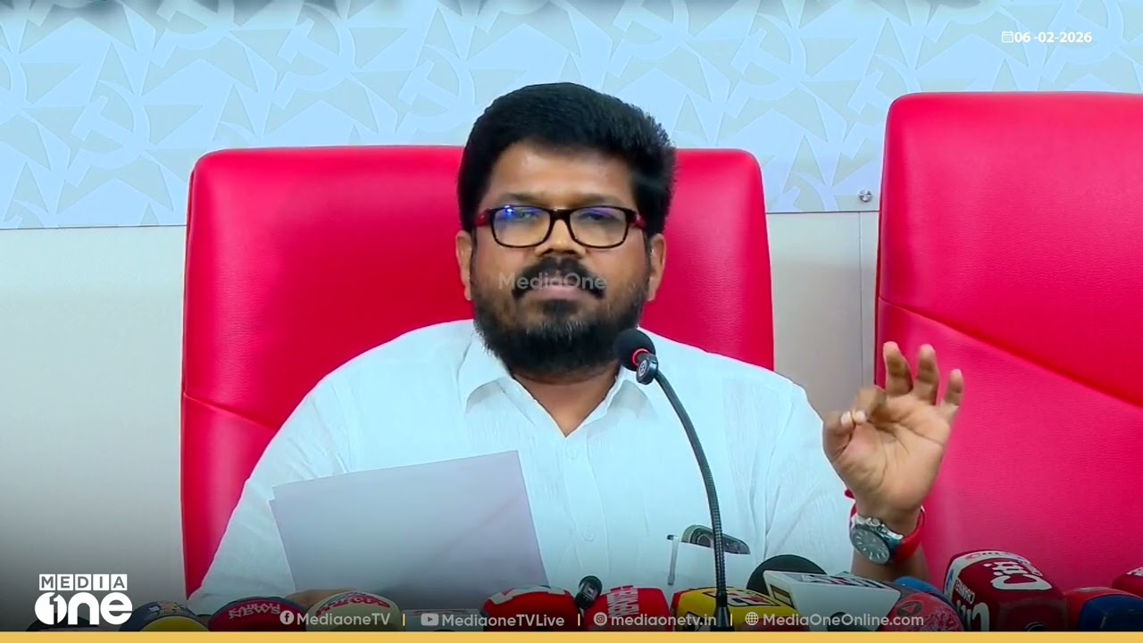 'രക്തസാക്ഷി ഫണ്ട് പിരിച്ചത് ജനങ്ങളിൽ നിന്നല്ല, പാർട്ടി അം​ഗങ്ങളിൽ നിന്നാണ്...'