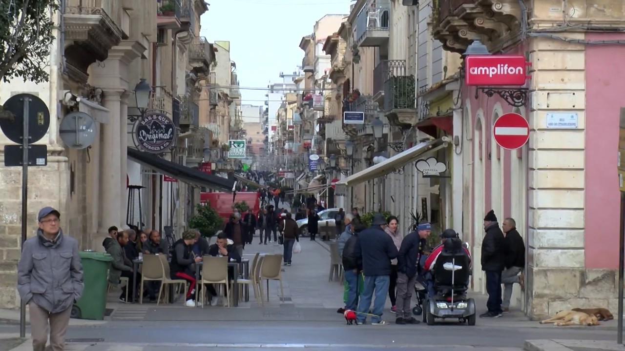 Strisce blu, e non solo, al centro del confronto tra Confcommercio e D’Erba