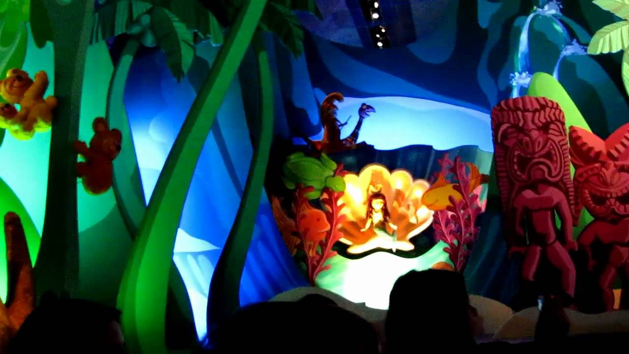Disneyland Paris: It's A Small World