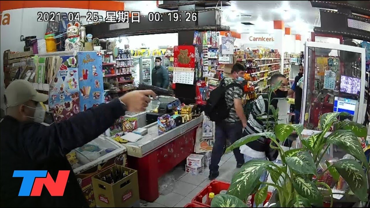 ARMADOS Y DISPUESTOS A TODO: violento robo a un supermercado de Munro