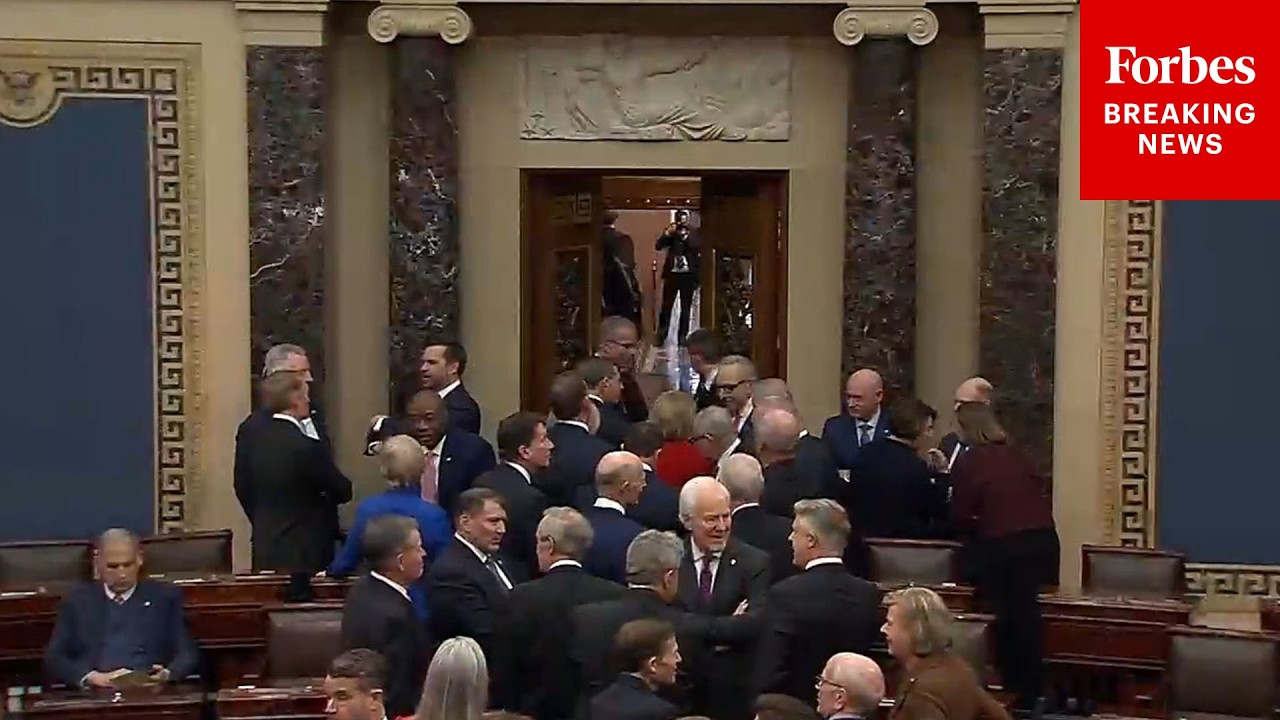 BREAKING NEWS: Senators Head To The House Chamber For President Trump's State Of The Union