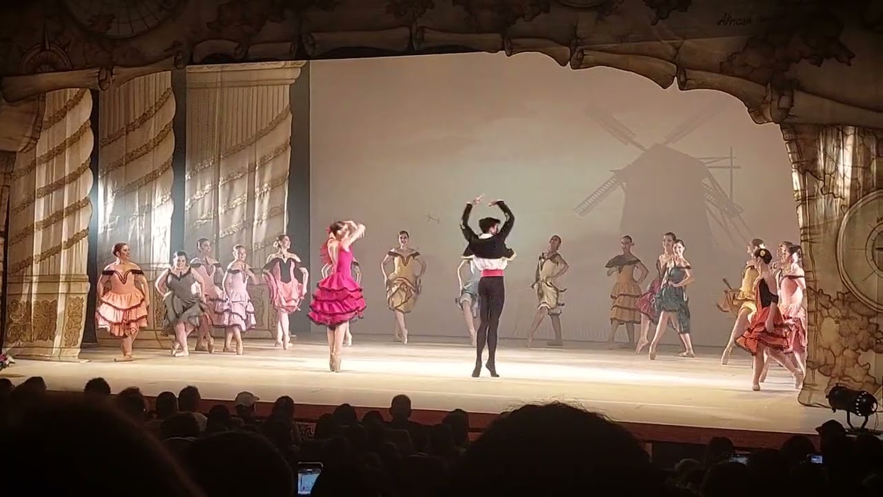 Espanha  - Coreografia: As Espanholas e Suíte do Primeiro ATO do Ballet 