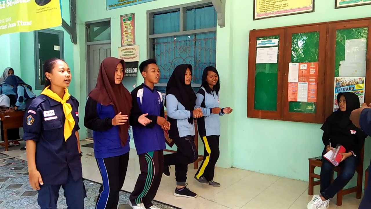 Yel Yel PMR keren banget (SMKN 1 Panggungrejo)