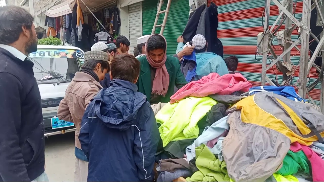 Dir Upper Kpk Bazaar | Shopping Vlog | Malak Ijaz vlog | Dir Upper Famous For What ?