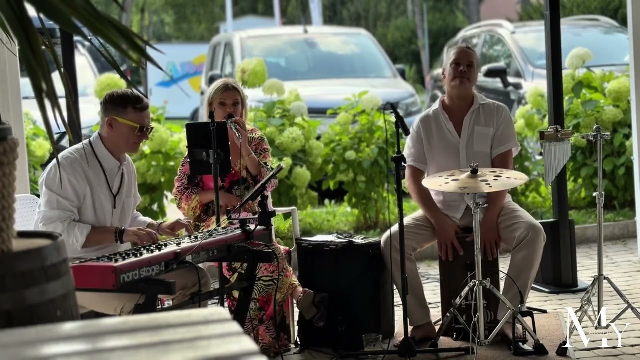 Swingowy klimat! 🎶 “Flowers” – MyCover (Miley Cyrus cover)