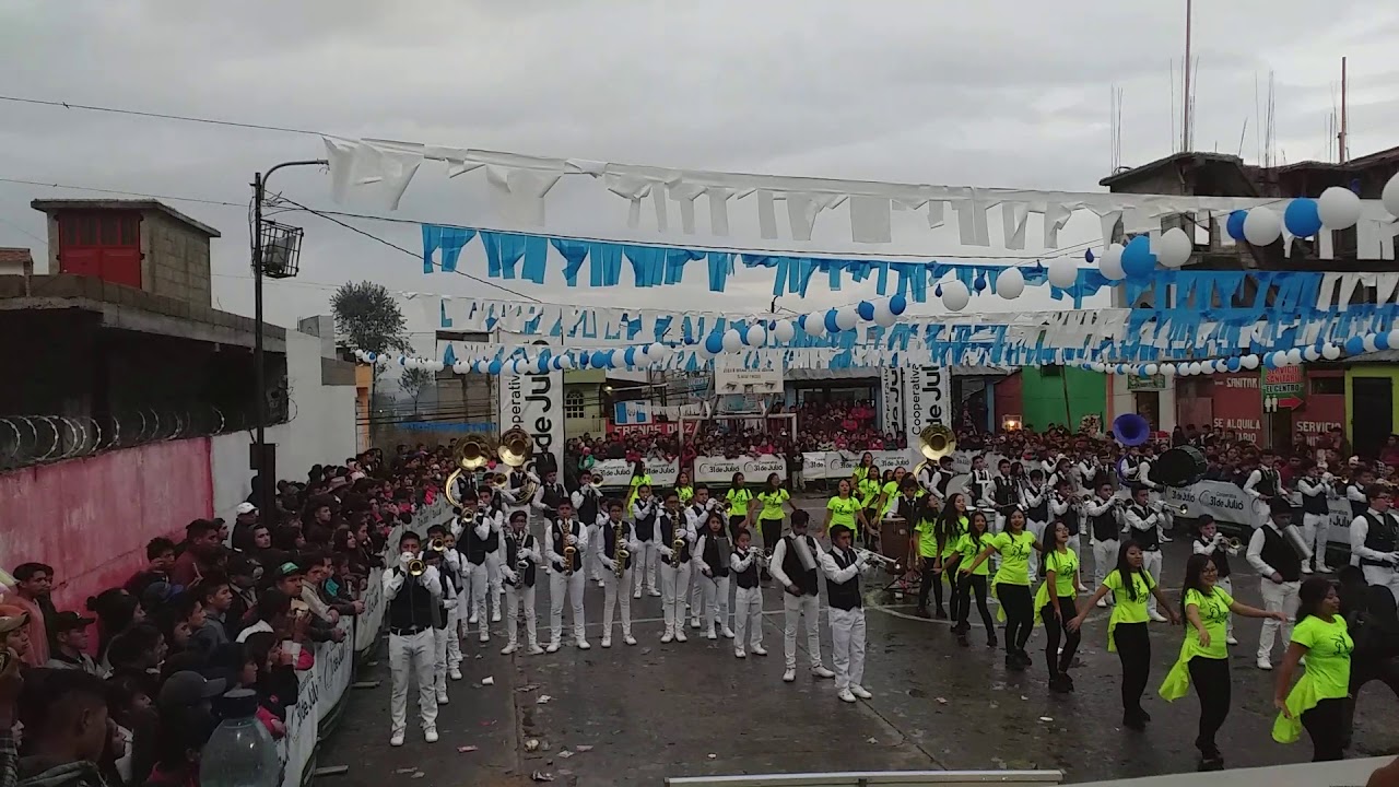 LATIN BAND ALFA Y OMEGA, en Varsovia San Juan Ostuncalco