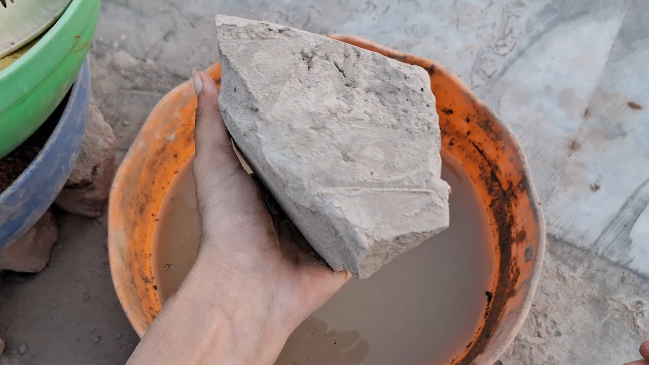 ASMR Dirts dry crumbling on paste edits satisfying