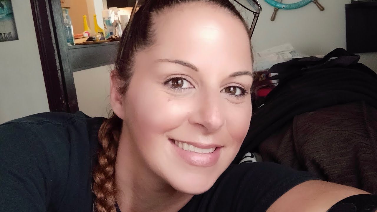 TIPS TO GET DIFFICULT DENTURES OUT! #dentures  #dentureadhesive #denturetips #noteeth