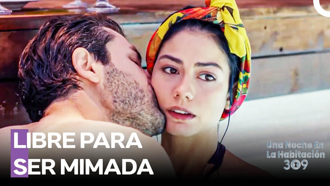 El Amor Es Diferente En La Piscina💘 - Una Noche En La Habitación 309