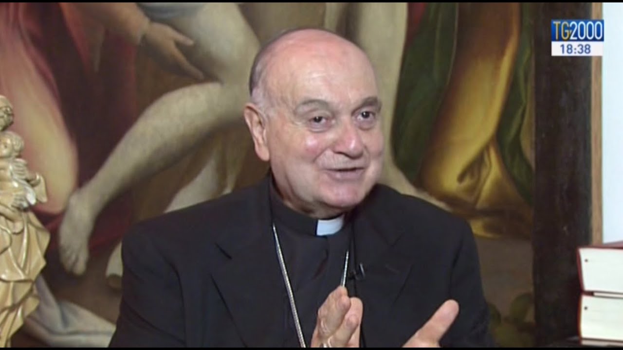 L'importanza della preghiera per Madre Teresa nella testimonianza del card Comastri