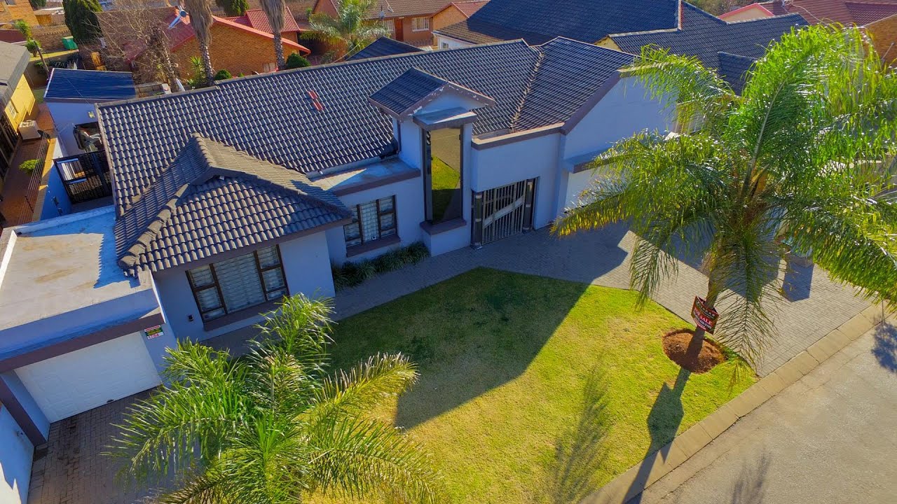 3 Bedroom house for sale in Lenasia South, Johannesburg