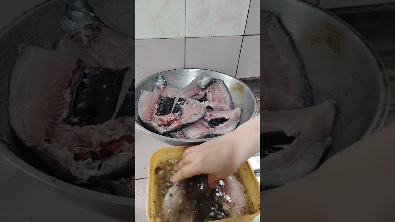  Daing na bangus/milkfish marinated in vinegar 