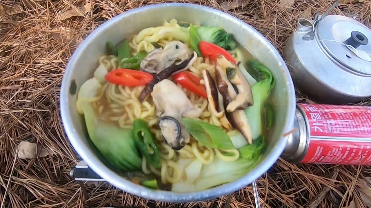 A Walk In The Woods : SOTO G-Stove & Trangia Mini, Oyster ramen