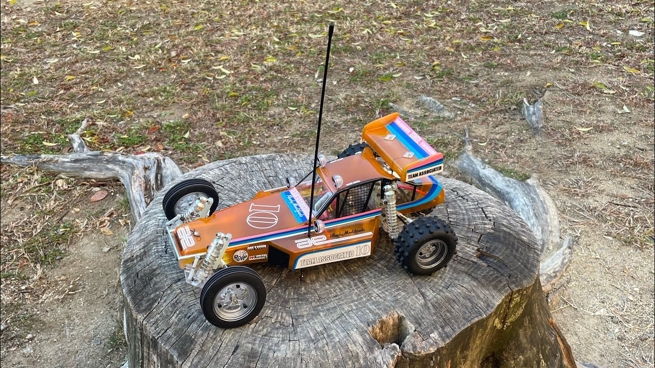associated RC10CC製作動画