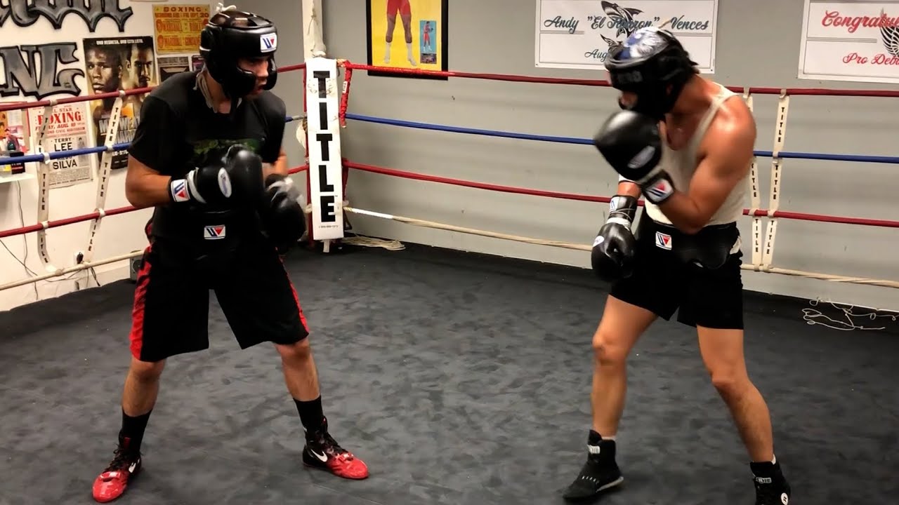 Orthodox Vs Southpaw Pro Sparring