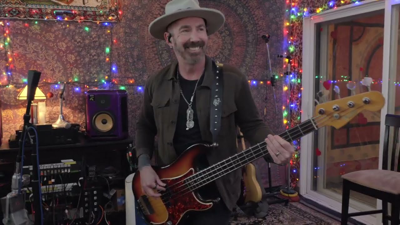 I  Heard it Through the Grapevine - Isolated Bass and Drums