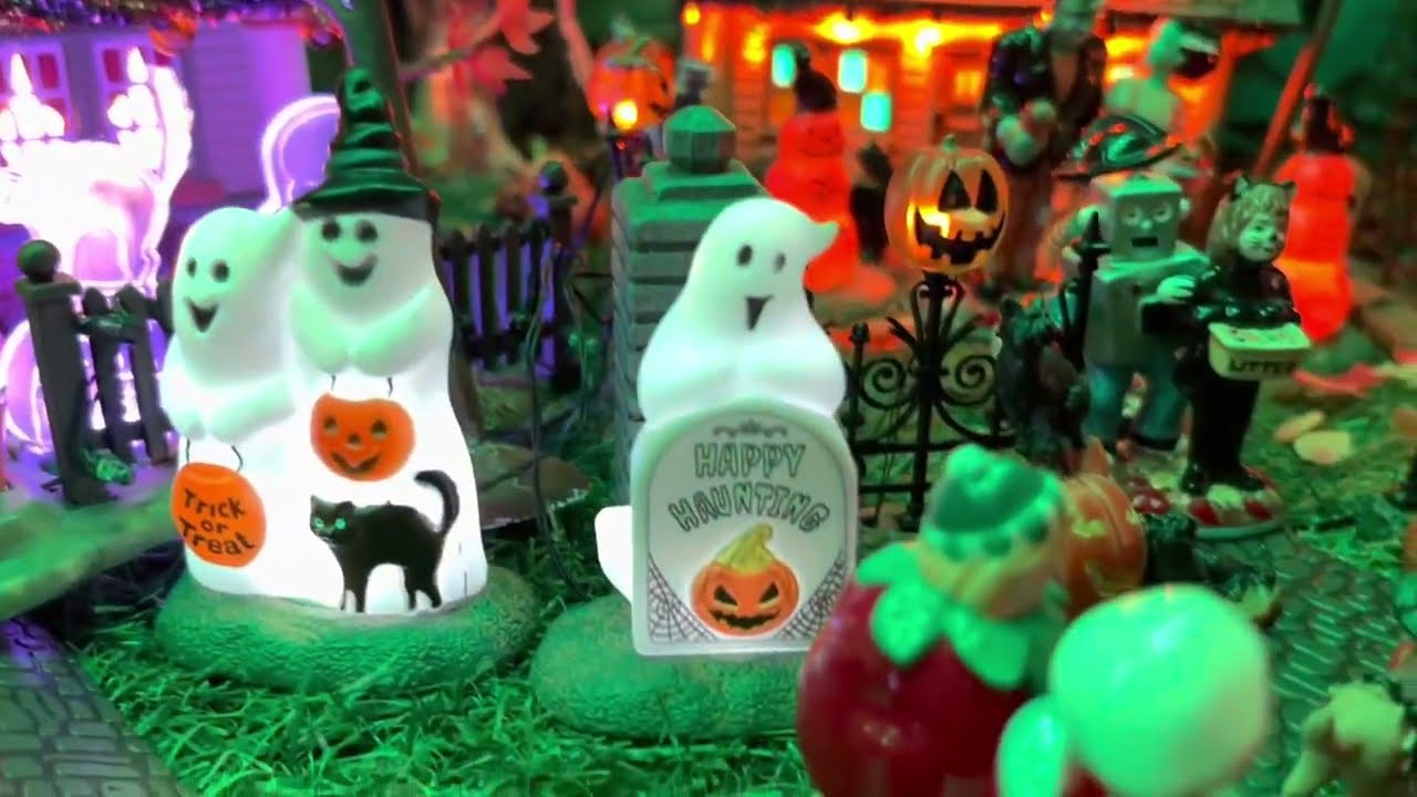 Kathy’s Halloween Village 2022
