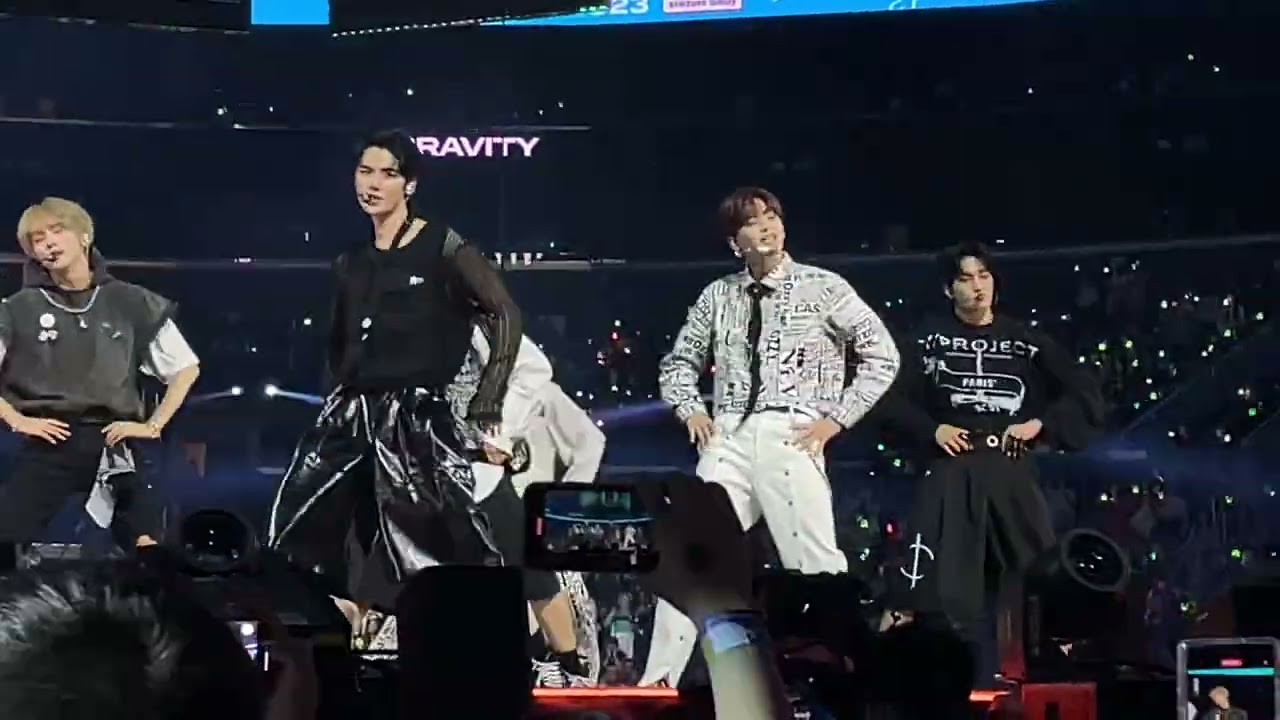 230818 KCON LA CRAVITY - BADDIE