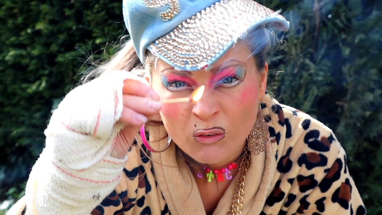 Stacy Star - Résumé du confinage