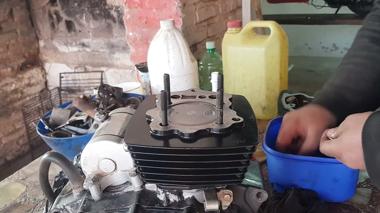 Armado de cilindro y tapa   motor varillero 200